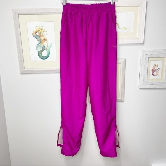 VINTAGE Fila Fuchsia Italian Windbreaker Pants Women’s Size 6 - Picture 4 of 13